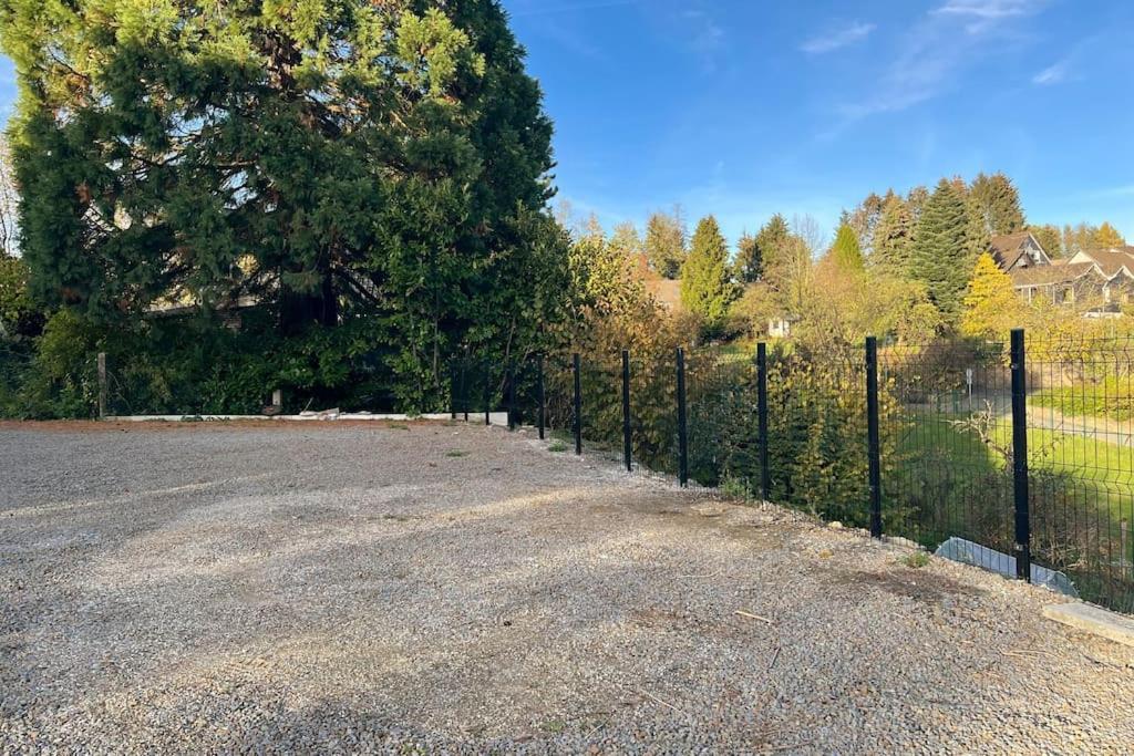 The Forest Retreat- Luxurioese Ferienwohnung Mit Privater Sauna 韦默尔斯基兴 外观 照片