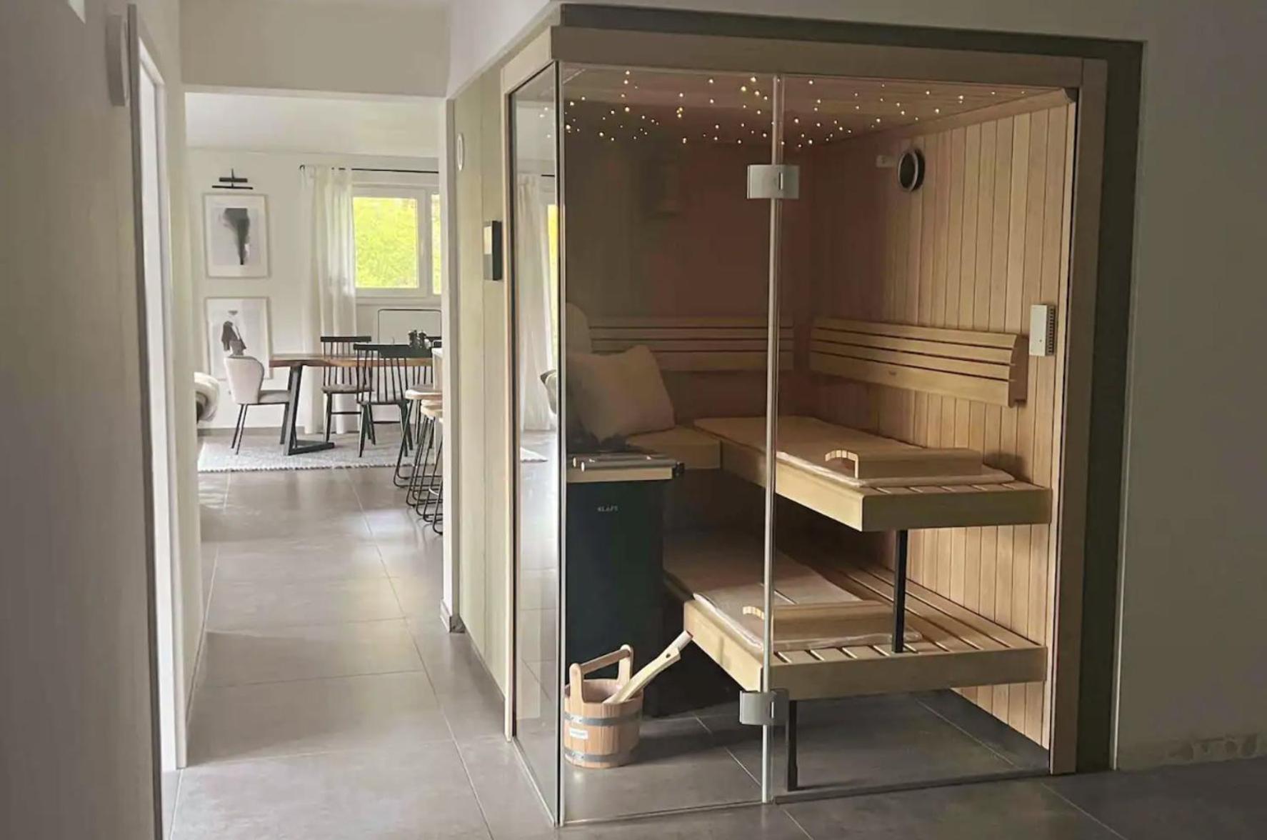 The Forest Retreat- Luxurioese Ferienwohnung Mit Privater Sauna 韦默尔斯基兴 外观 照片