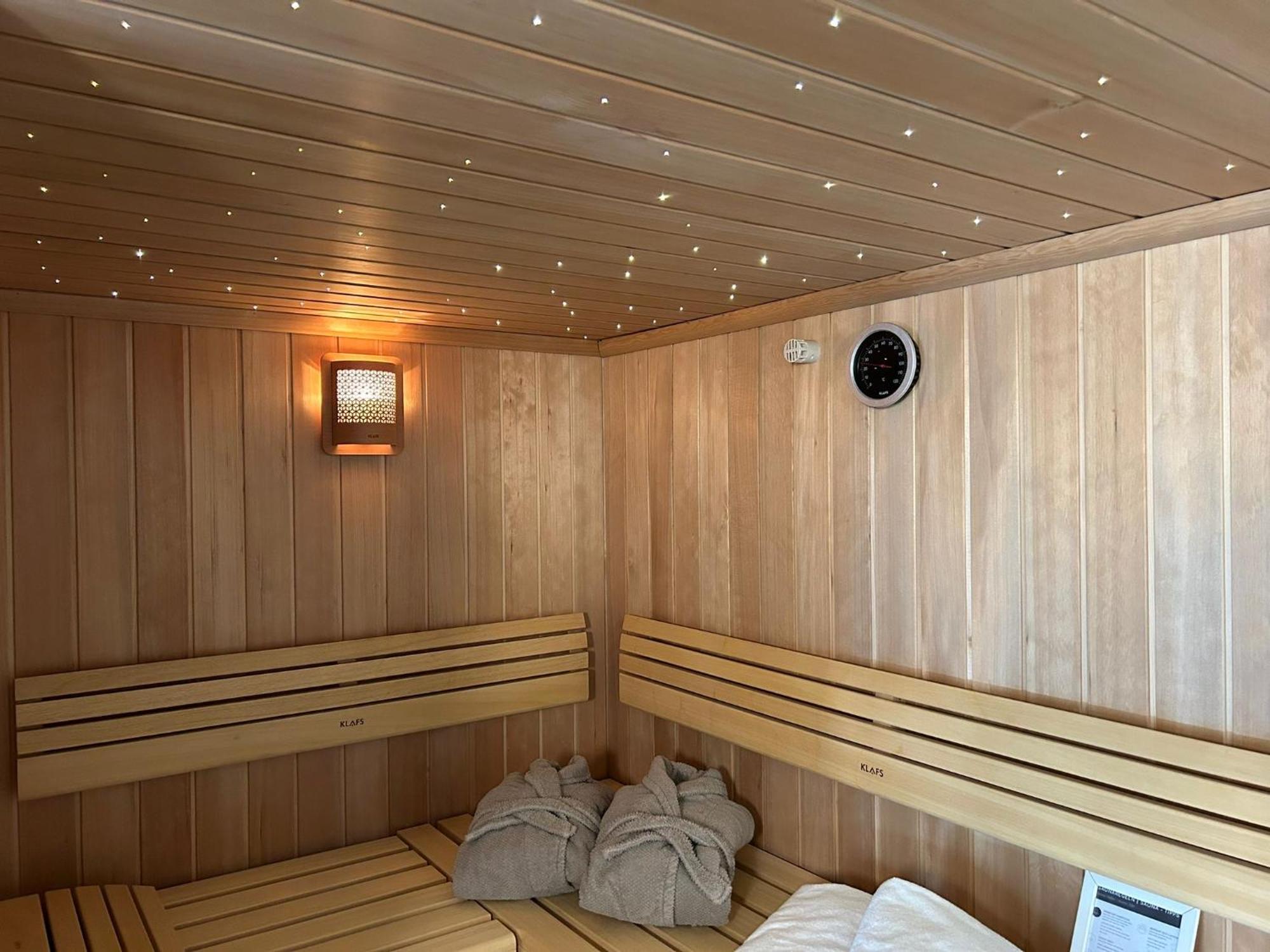 The Forest Retreat- Luxurioese Ferienwohnung Mit Privater Sauna 韦默尔斯基兴 外观 照片